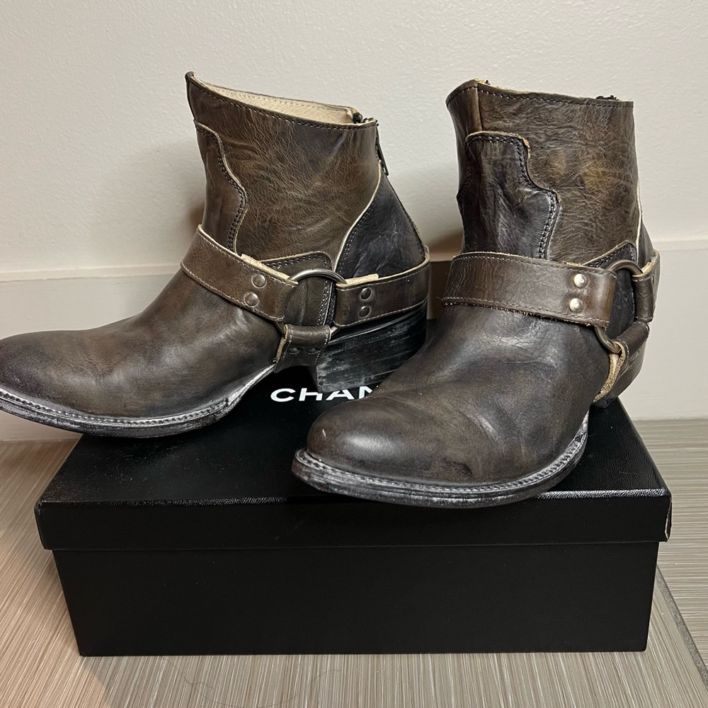 Freebird by Steven booties NWOT